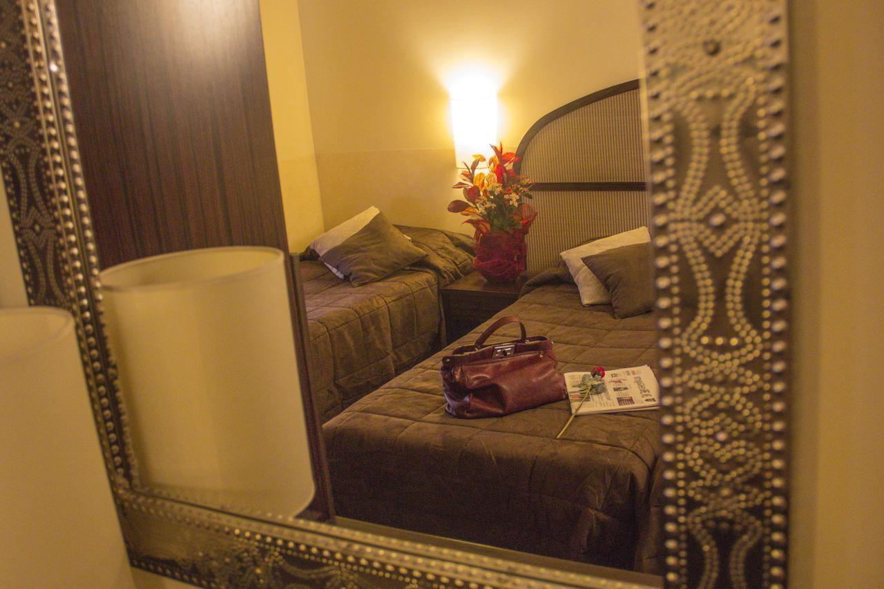 Hotel Novecento Roma Dış mekan fotoğraf